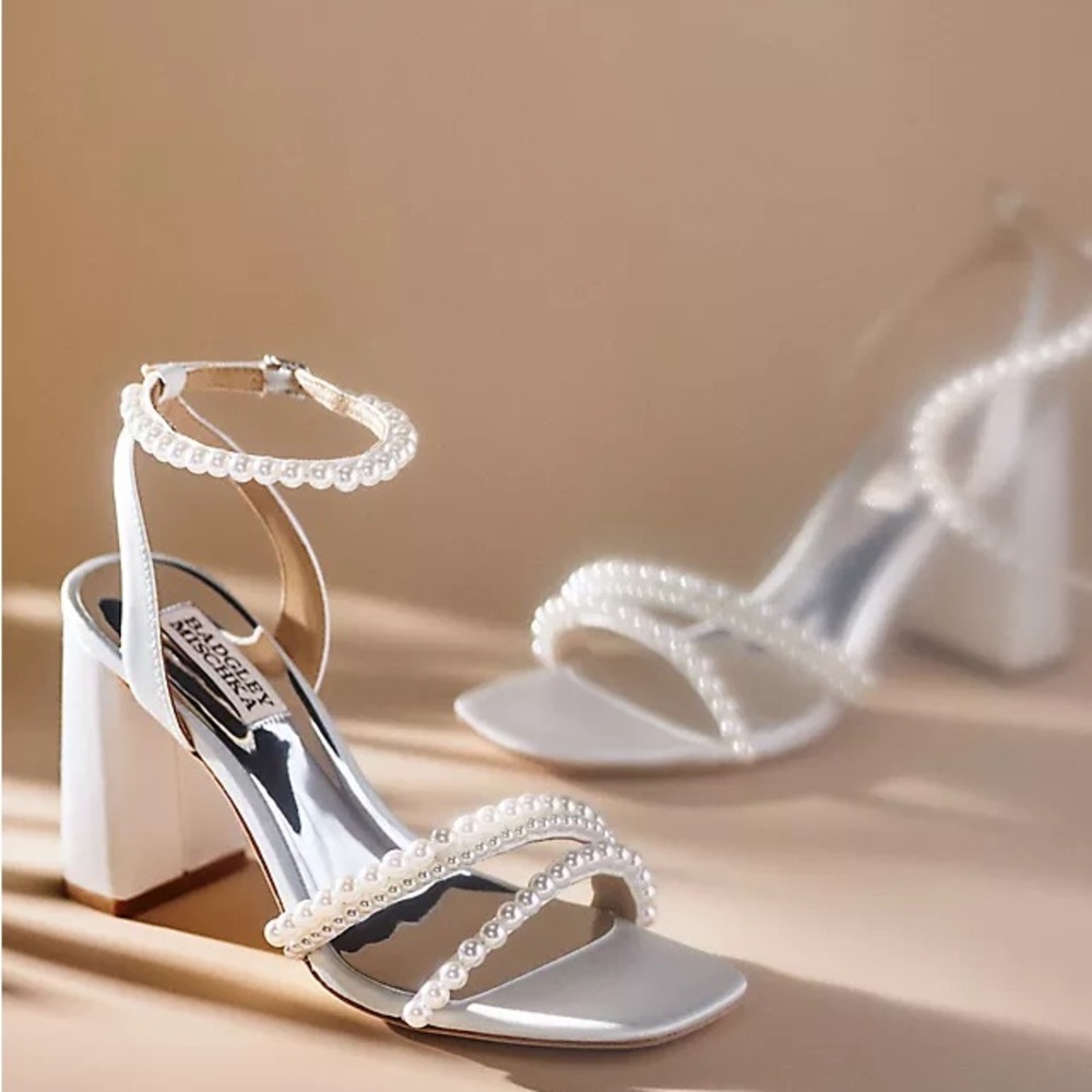 New Badgley Mischka BHLDN Feisty Pearl 7 & 8 Off White Ivory Silk Satin Wedding